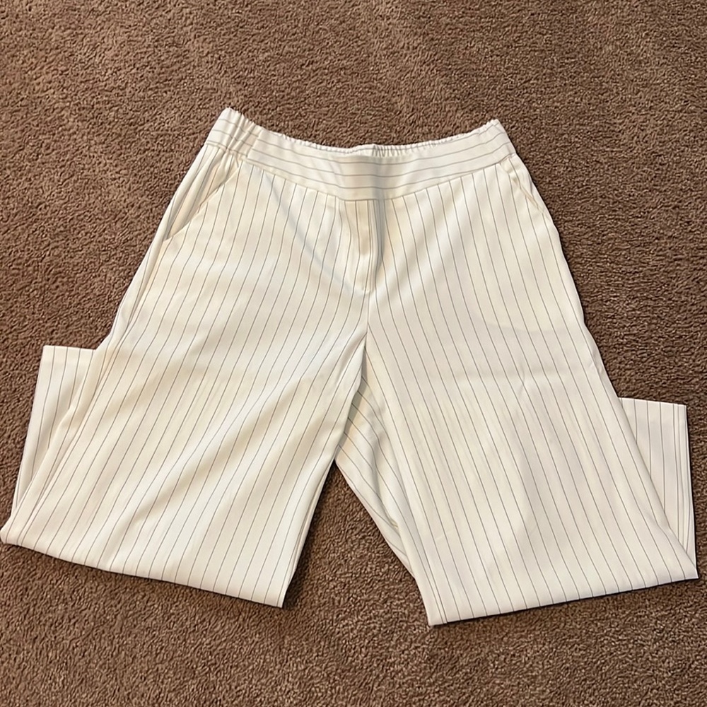 Black & White strip gaucho pants medium